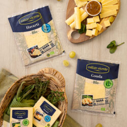 Lonchas de queso Bio de la marca Millán Vicente. Nuestras variedades más ecológicas elaboradas con leche de vaca pasteurizada.